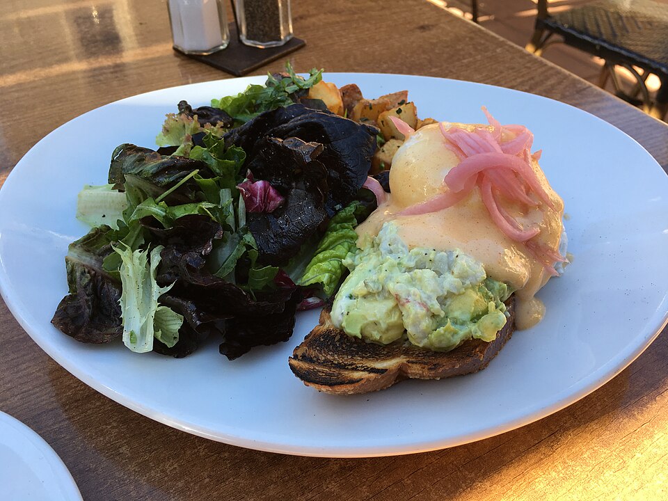 Photo: Avocado toast egg
