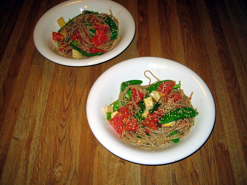 Photo: Soba noodle salad